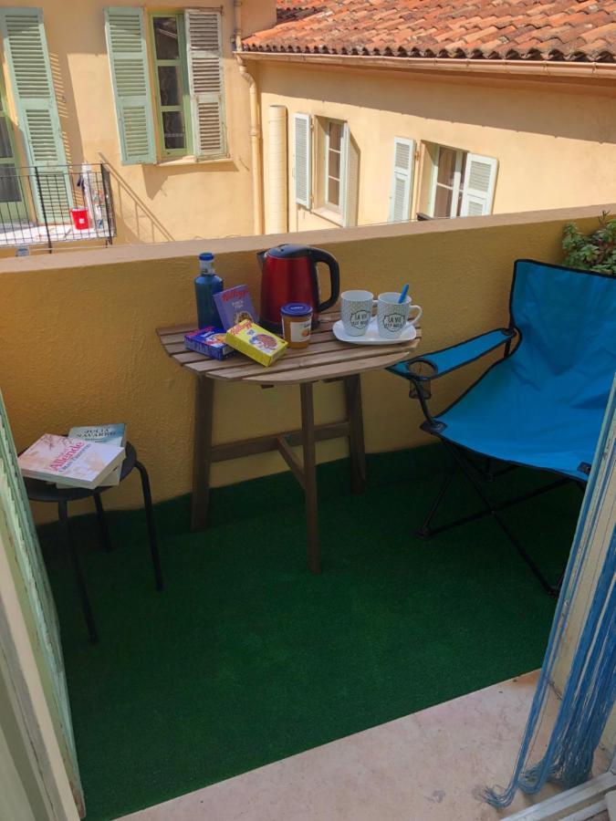 Welcome In The Cozy Blue Nest Pedestrian Menton Eksteriør billede